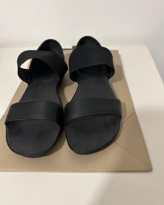 Camper scarpe nere 38 basse