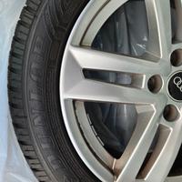 AUDI 4 ruote 5 razze parallele 7,0Jx17 225/50 R17