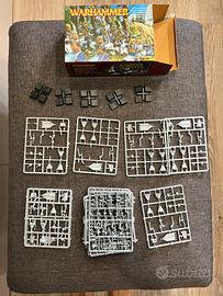 Warhammer - 20 alti elfi arcieri ancora in sprue