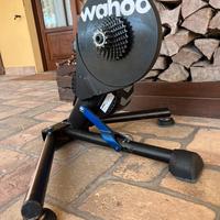 Wahoo Kickr con pacco pignoni e Axis Feet