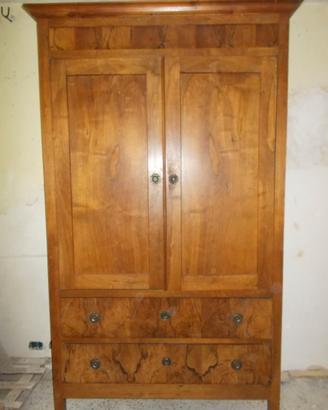 Armadio  da guardaroba classico  fine '800