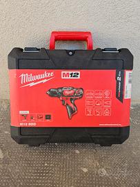 Trapano Milkaukee M12