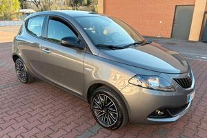 LANCIA YPSILON HYBRID GOLD NO VINCOLI