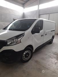 RENAULT TRAFIC PASSO LUNGO