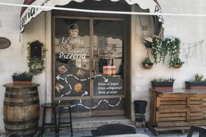 Attività commerciale pizzeria