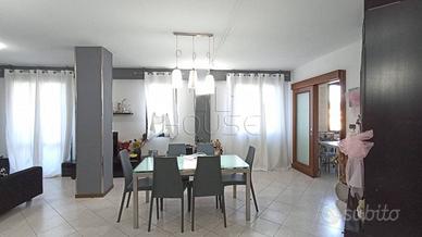 Appartamento di 80 m² con 3 locali e box auto a Ci