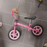 Bici della Chicco senza pedali e Balance Bike