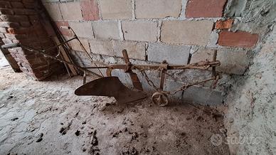 aratro per giardino