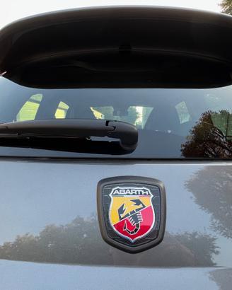 Abarth 695 1.4 Turbo T-Jet 180 CV Competizione