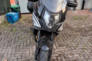 CF moto 700MT