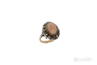 Splendido Anello antico con corallo di Sciacca e d