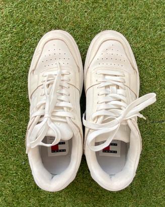 Sneakers biache Tommy Hilfiger-come NUOVE
