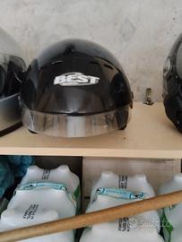 Caschi moto