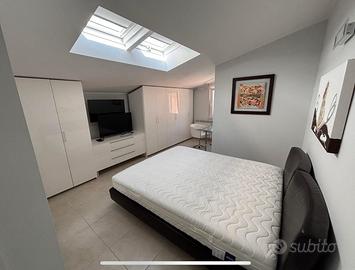 Stanza singola in appartamento da condividere