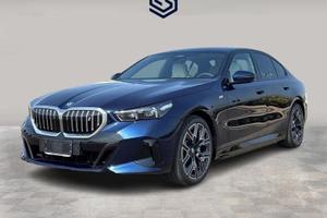 BMW Serie 5 G60 Berlina i5 xdrive40 MSport Ed...