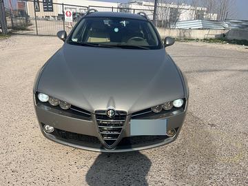 Alfa 159 q-tronic 1.9. Jtd 150 cv