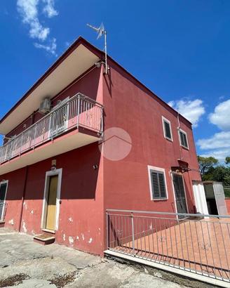 BIFAMILIARE A CASTELLAMMARE DI STABIA