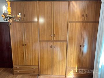 Grande armadio molti capiente