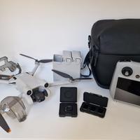 DJI Mini 3 Pro Fly More Combo + RC con schermo