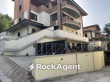 Villa di 130 m² con 5 locali a Miglianico