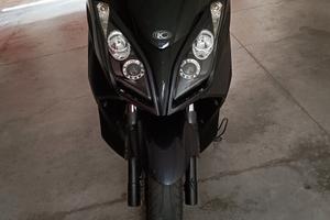 Kymco Downtown 300i 