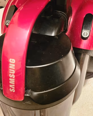 Aspirapolvere 700w Samsung ciclonica