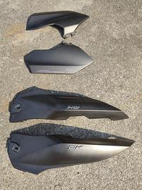 SET PLASTICHE KYMKO AK 550 PREMIUM SCUDO DX SX FIA