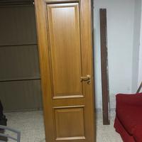 Porte nuove di legno