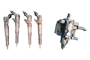KIT POMPA ED INIETTORI ROVER Serie 75 Berlina 0 44