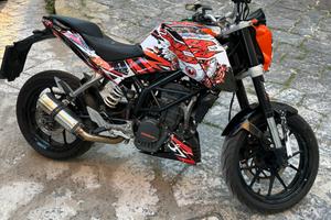 Ktm duke 200