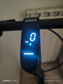 Monopattino Ninebot Segway F25