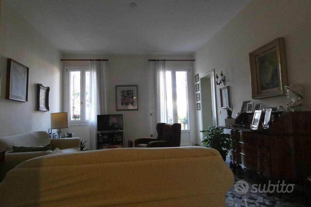 Appartamento di 250 m² con 5 locali e box auto a P - Vista 5