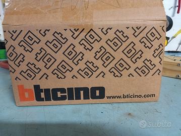 placche interruttore 