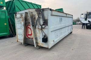 CONTAINER SCARRABILE USATO CON COPERCHIO