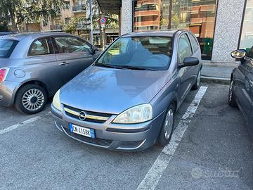 Opel corsa neopatentati