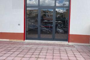 Magazzino comm. vill mose 270 mq