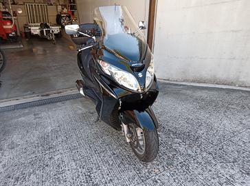 Suzuki Burgman 400