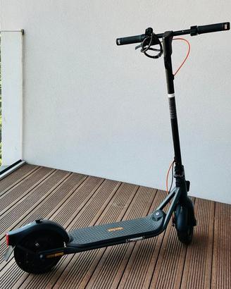 Monopattino Segway-Ninebot F2 Plus