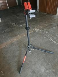 cavalletto per manutenzione bici 