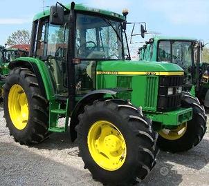 John Deere 6210