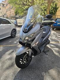Suzuki Burgman 400 2019 soli 3500 km!!