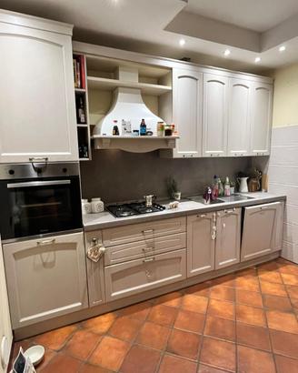 Cucina lineare completa