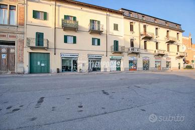 MAGAZZINO COMPLETAMENTE RISTRUTTURATO!!!