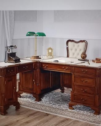 Scrivania con penisola stile inglese