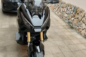xadv 750