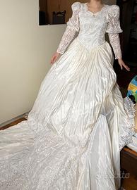 ABITO DA SPOSA VINTAGE FATTO A MANO CON PERLINE