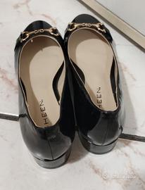 Décolleté SHEEN nero lucido con tacco basso 