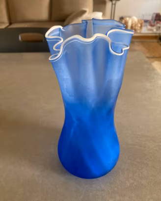 Vaso in vetro soffiato Murano