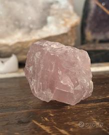 Quarzo Rosa Grezzo 222 grammi