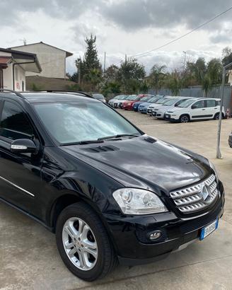 Mercedes ml 320 